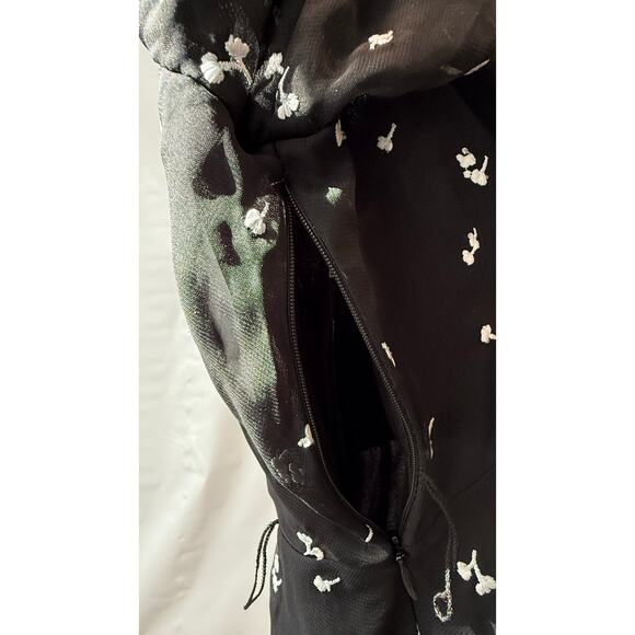 DKNY Womens Size 16 Dress Black with White Embroidered Flowers Long Sleeves - Picture 5 of 5